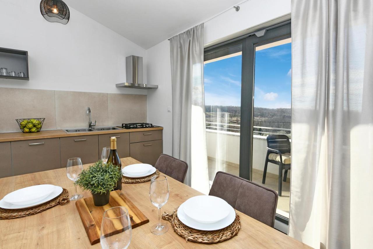 R2 Apartment By Residence Rudan Vižinada Esterno foto