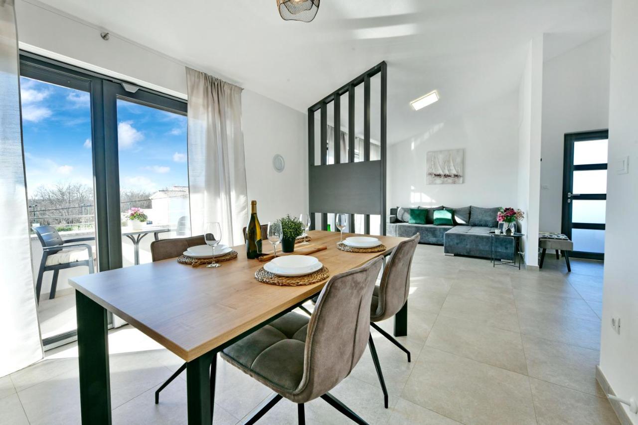 R2 Apartment By Residence Rudan Vižinada Esterno foto