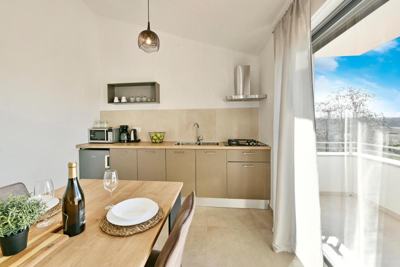 R2 Apartment By Residence Rudan Vižinada Esterno foto