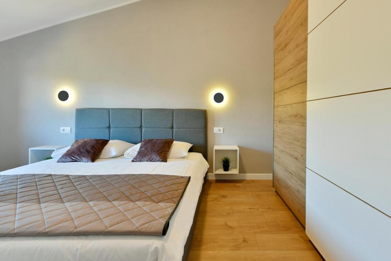 R2 Apartment By Residence Rudan Vižinada Esterno foto