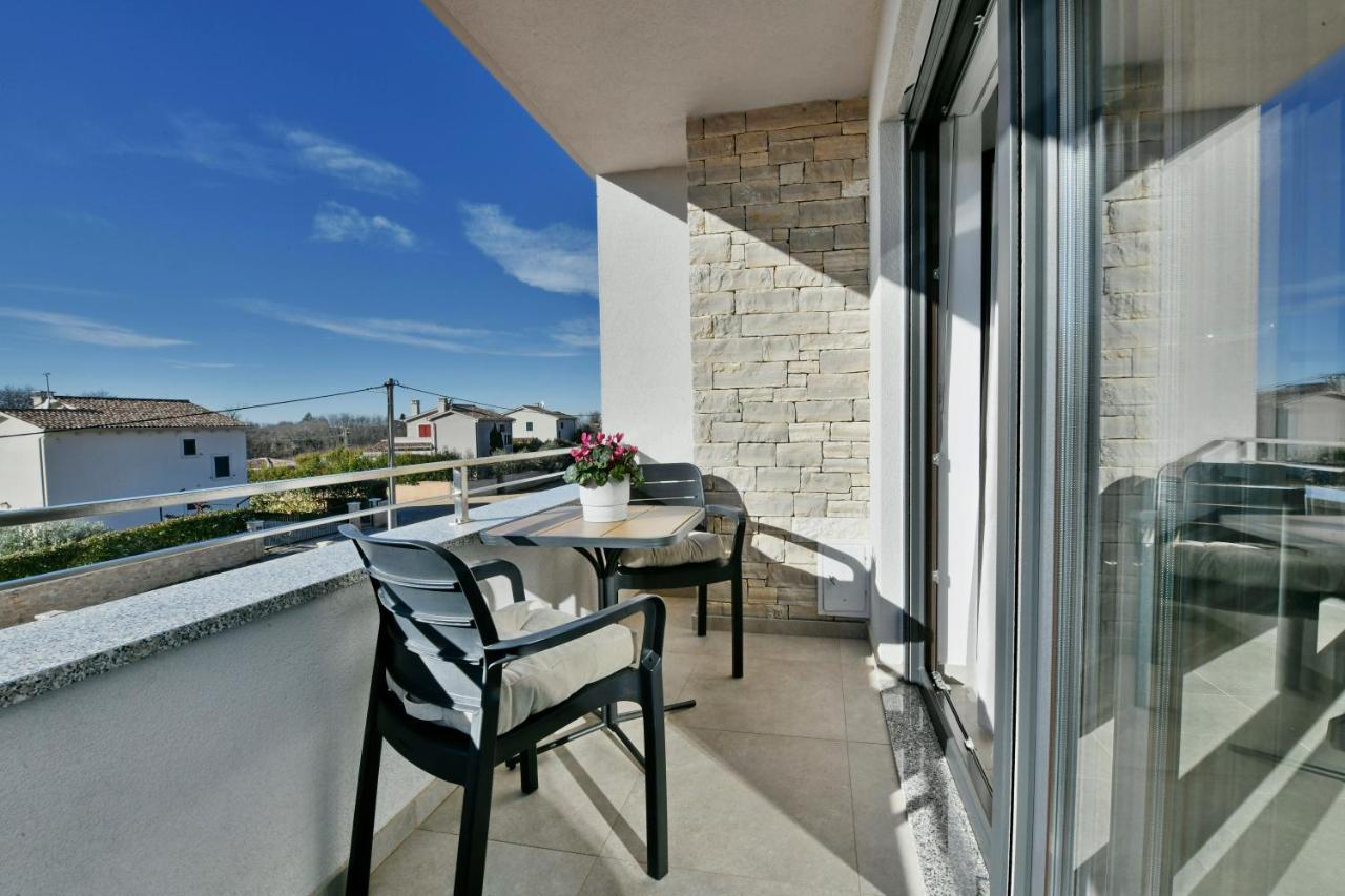 R2 Apartment By Residence Rudan Vižinada Esterno foto